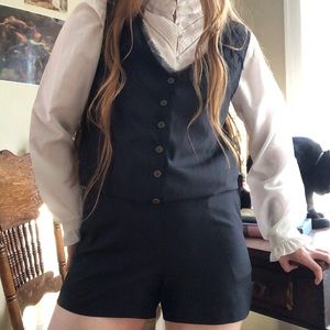🗝️ Academia Black Button-Up Short Romper 🗝️
